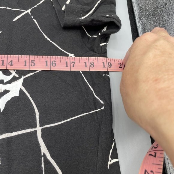 Marvel Spider-Man: Across The Spider-Verse Miles Morales Web T-Shirt MEDIUM New - Picture 3 of 7